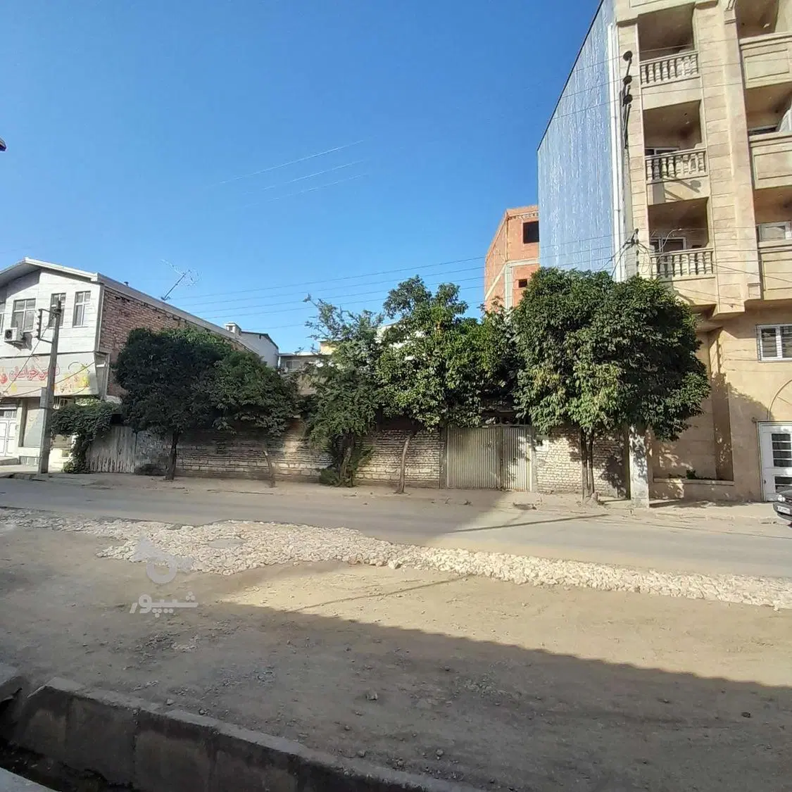 زمین مسکونی