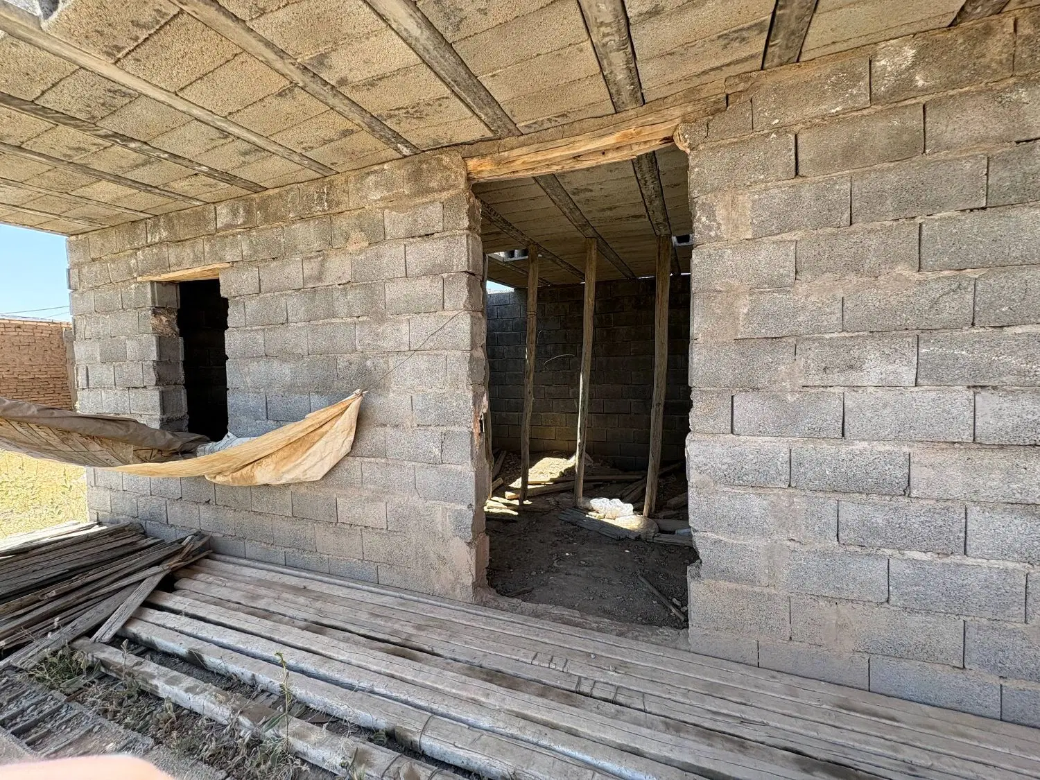 فروش زمین سند تک برگ دار چهاردیواری