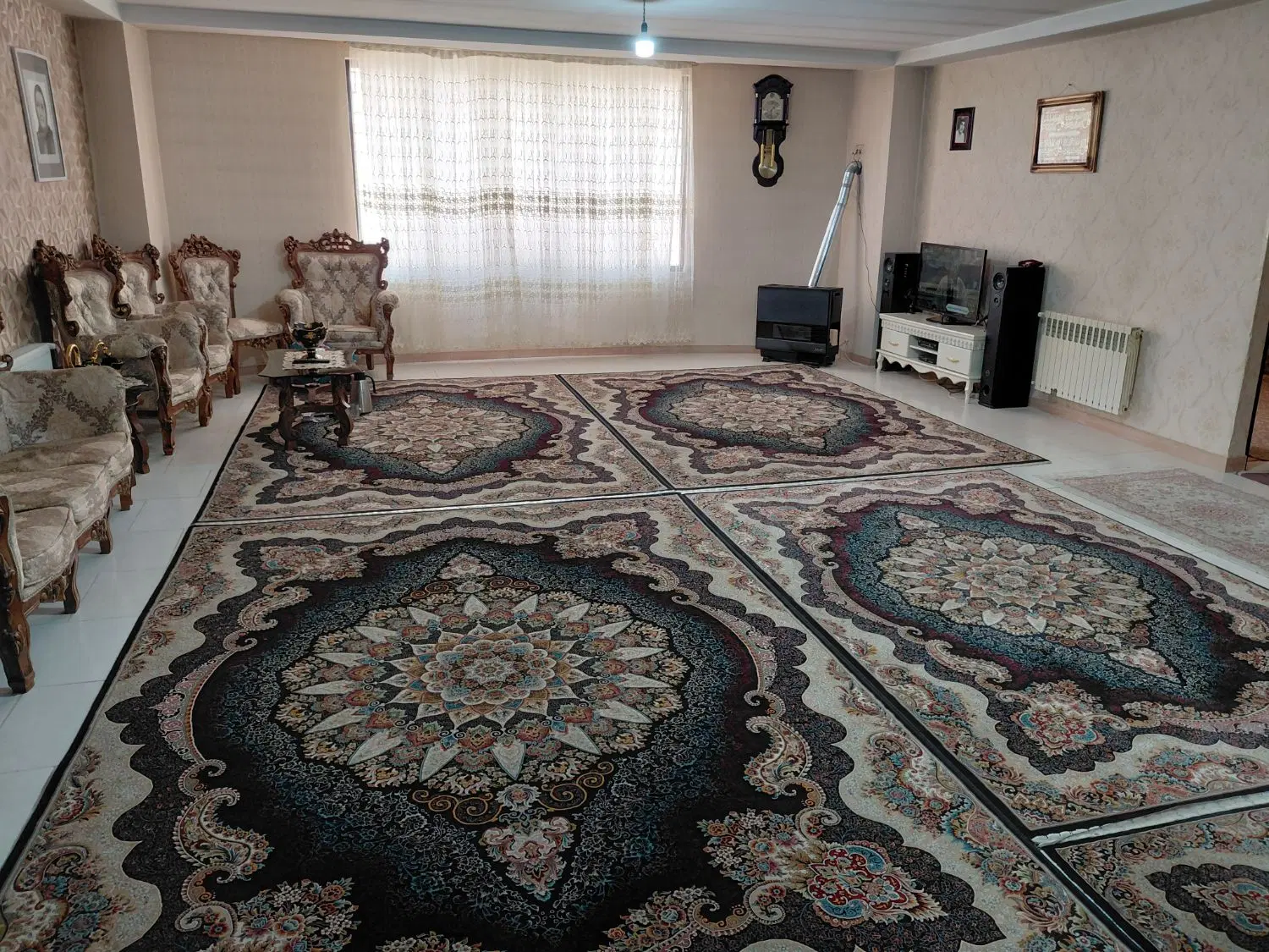 آپارتمان تک واحدی