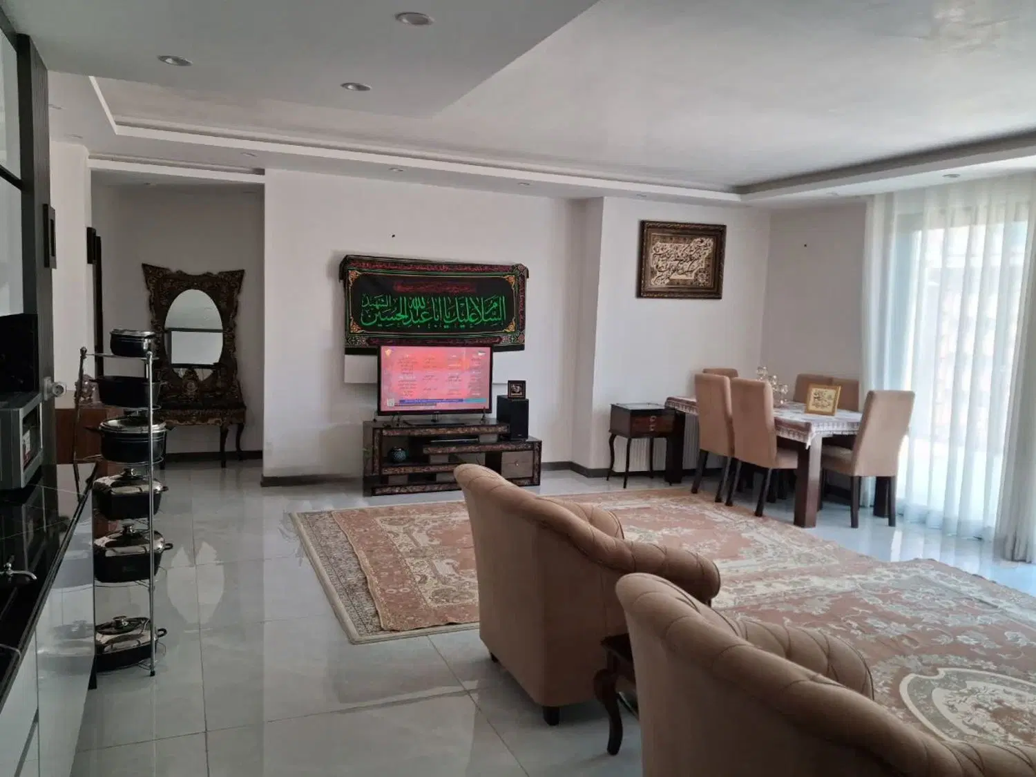 واحد مسکونی حیاط دار
