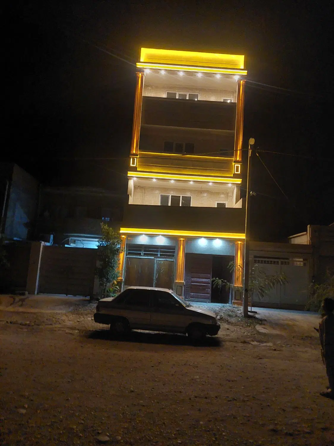 آپارتمان مسکونی در متراژ ۱۲۵ و ۱۳۵