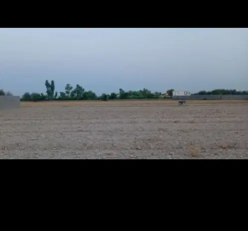 زمین ۵۰۰متری