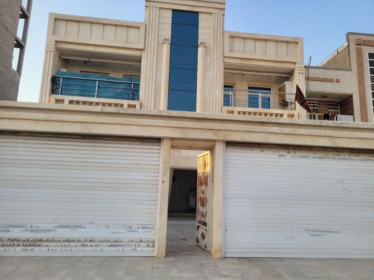 ۲۱۰ متر_ ویلایی _ ژاله ۳