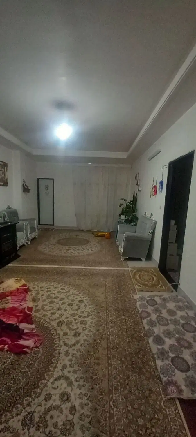 رهن و اجاره همکف ۷۵متری ممر جدا