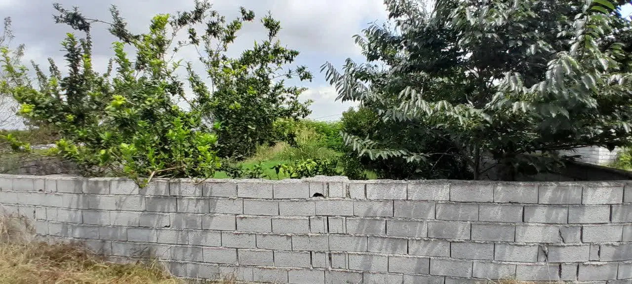 زمین فروشی