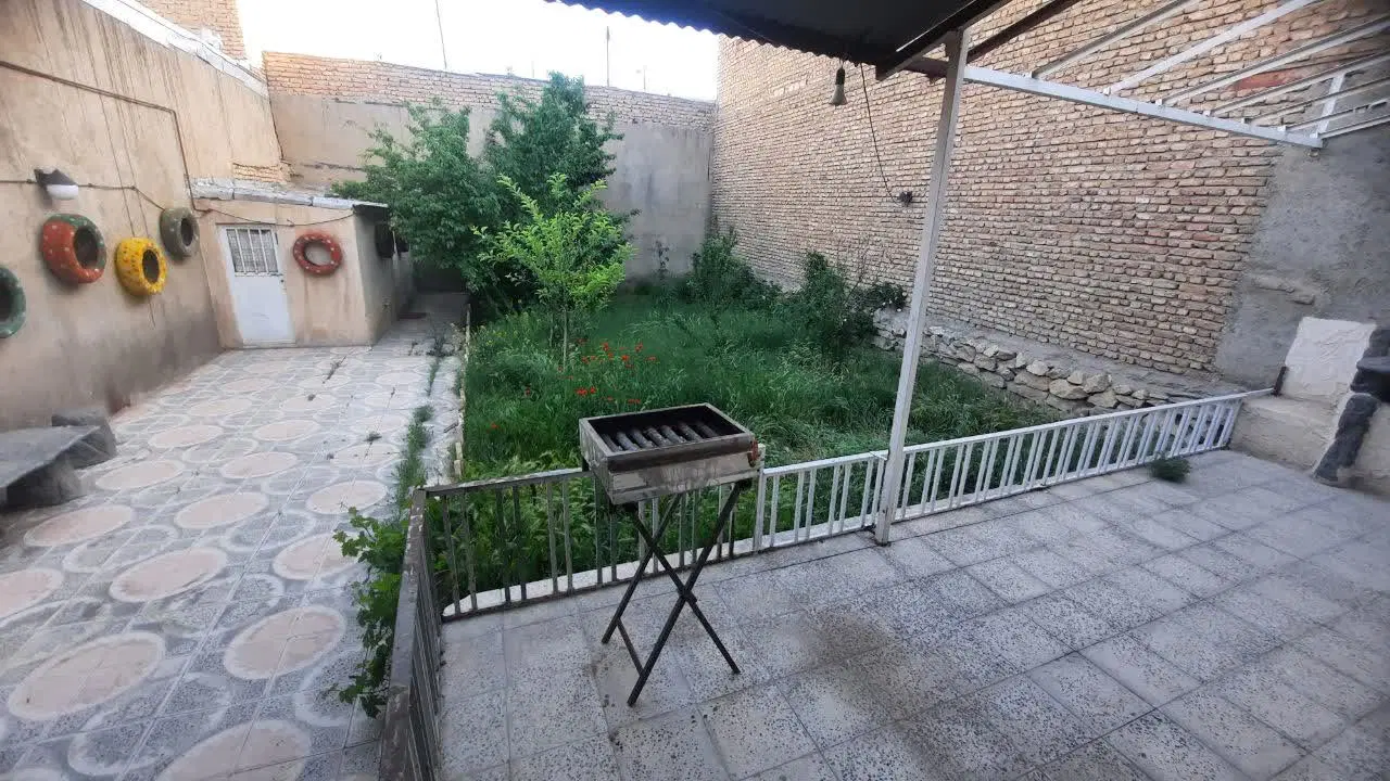 ملک مسکونی با قیمت بسیار مناسب در انصار الامام