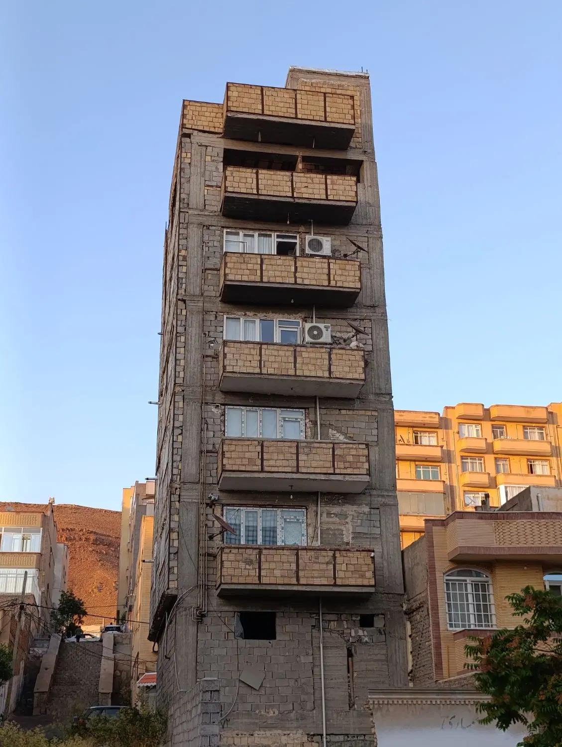 یک واحد ۸۷ متری در باغمیشه