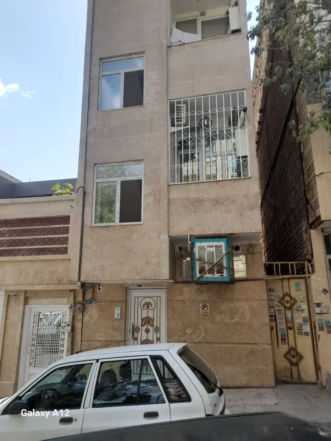 آپارتمان ۵۵ متری معاوضه با پارکینگ دار در منطقه