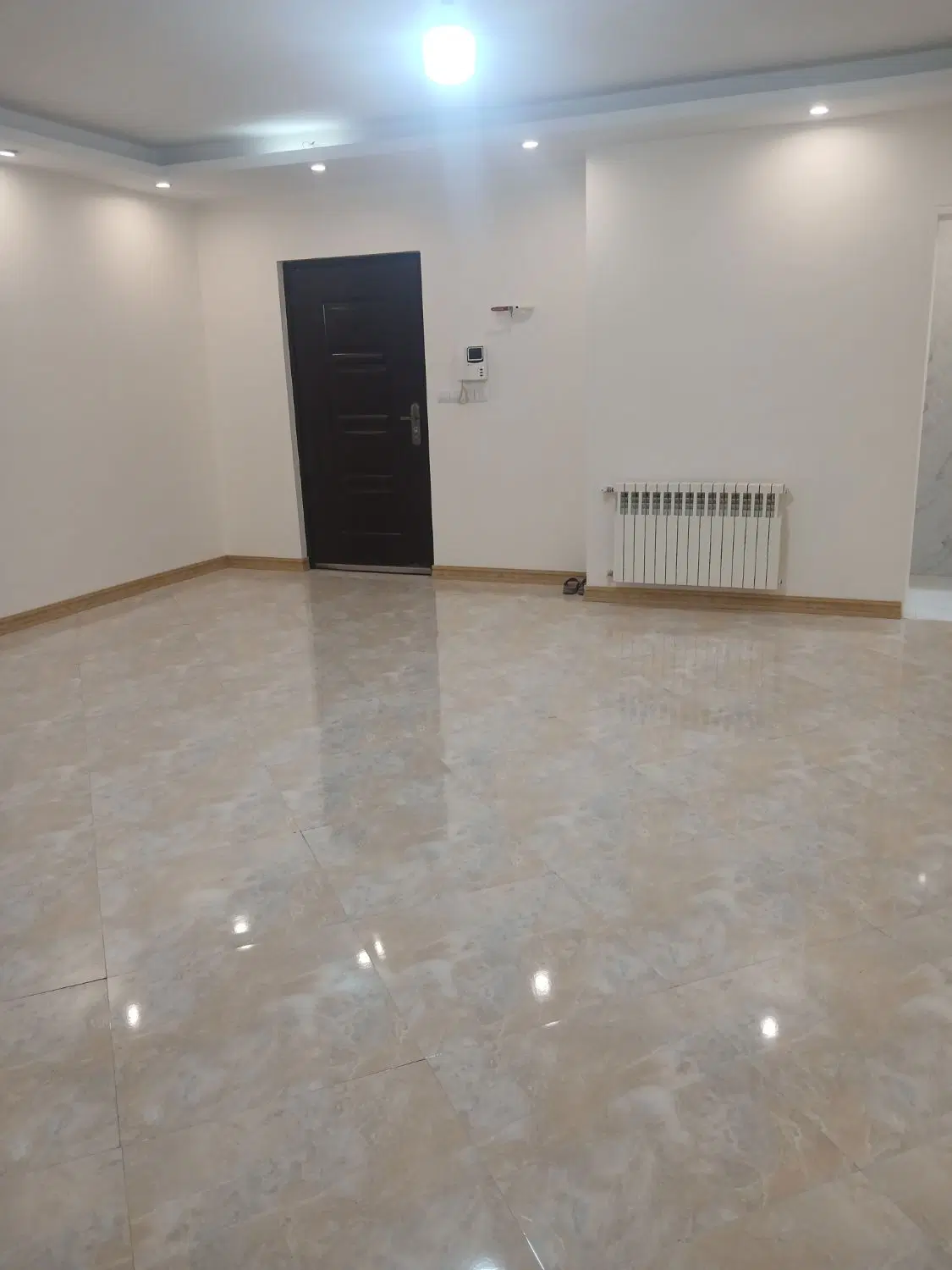 85 متر _ دو خواب _ فول امکانات