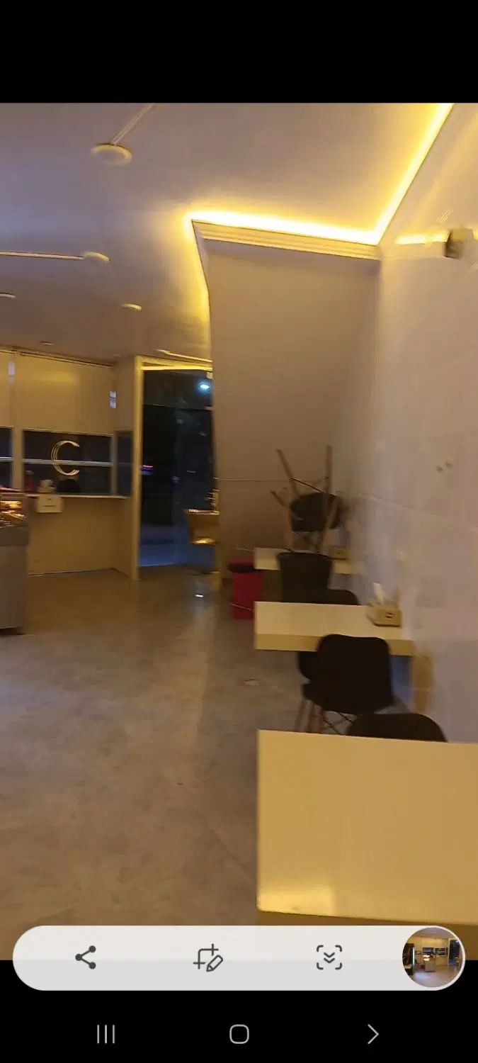 مغازه ۵۰متری  طبقه بالاپارک خطی جنب بستنی لاکچری