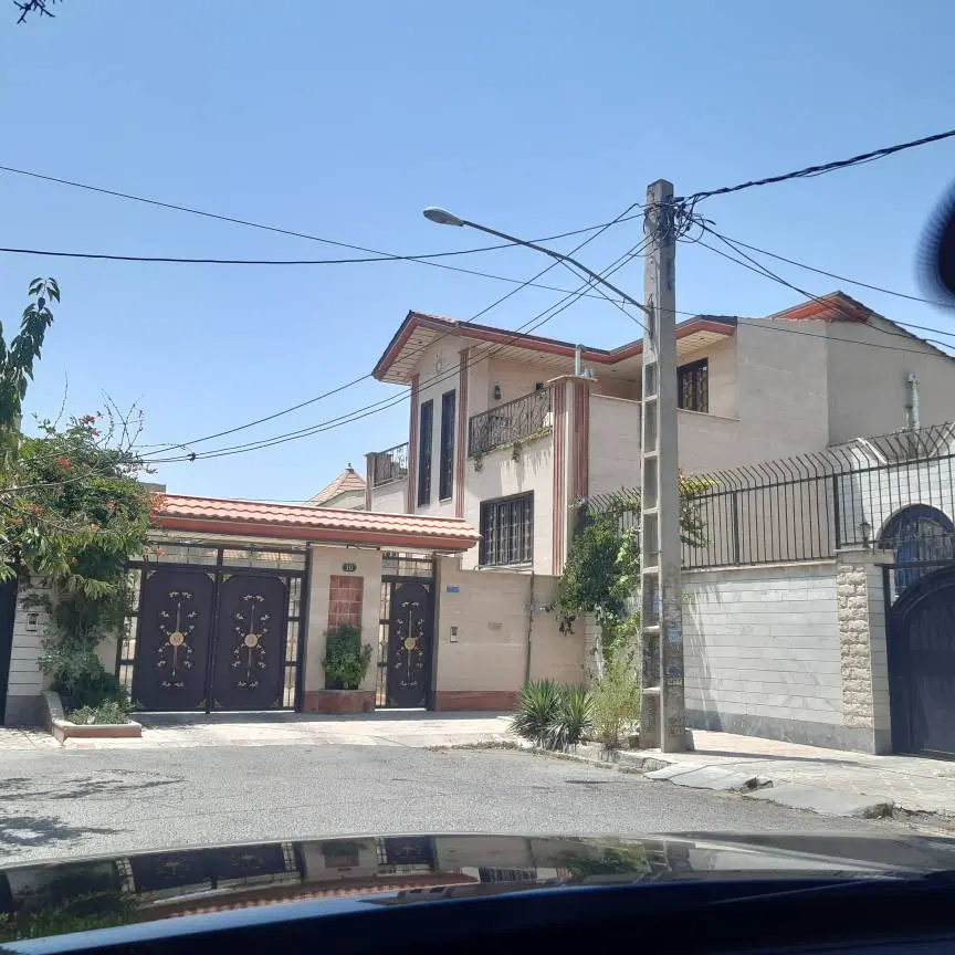 ویلایی طبقه بالا حدود۹۲متر به اضافه تراس حدود۱۶متر