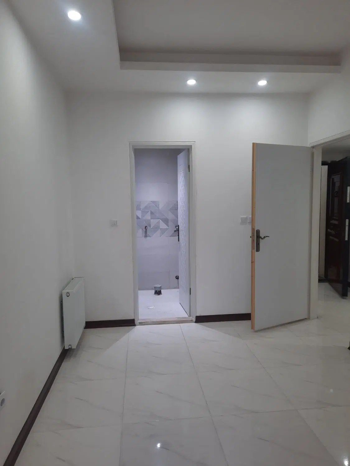 ۹۰متر فول امکانات
