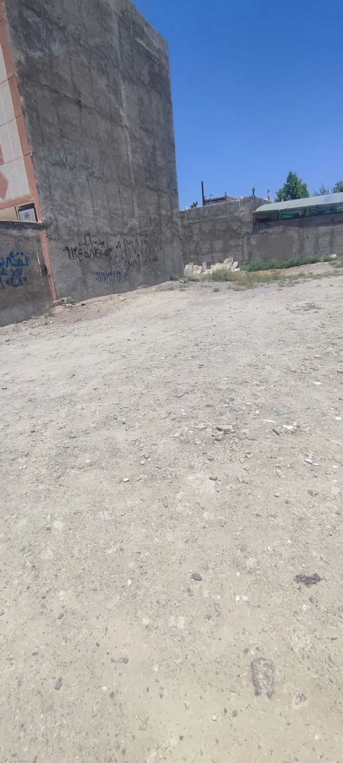 زمین مسکونی