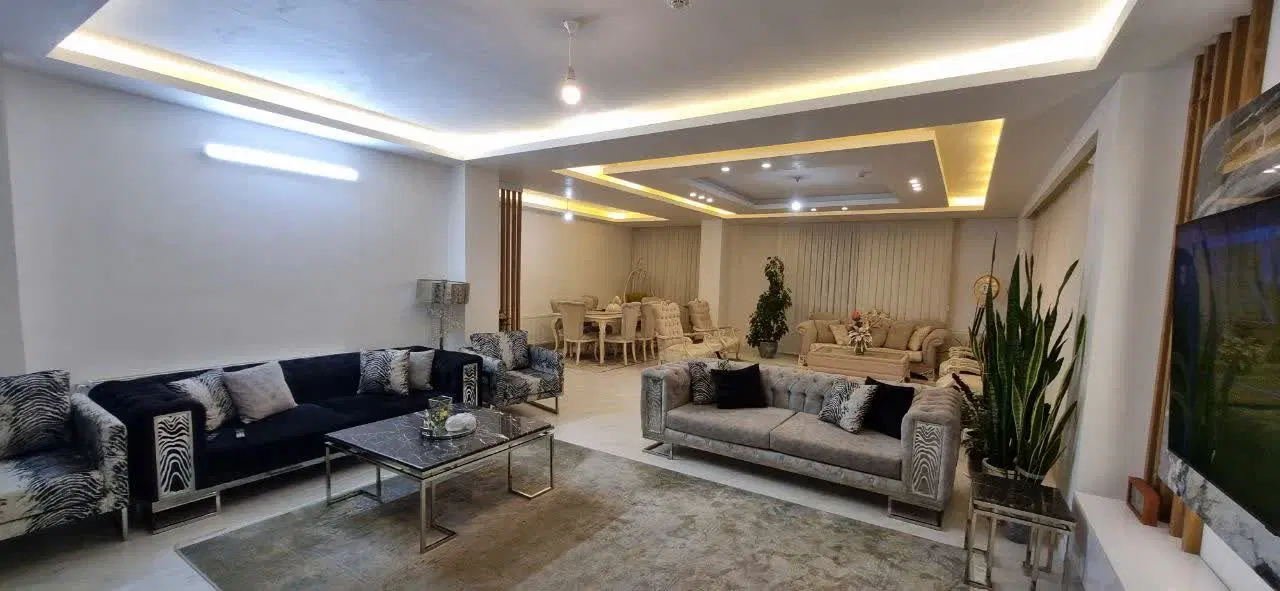 واحد 90 متری فول قیام جنوبی