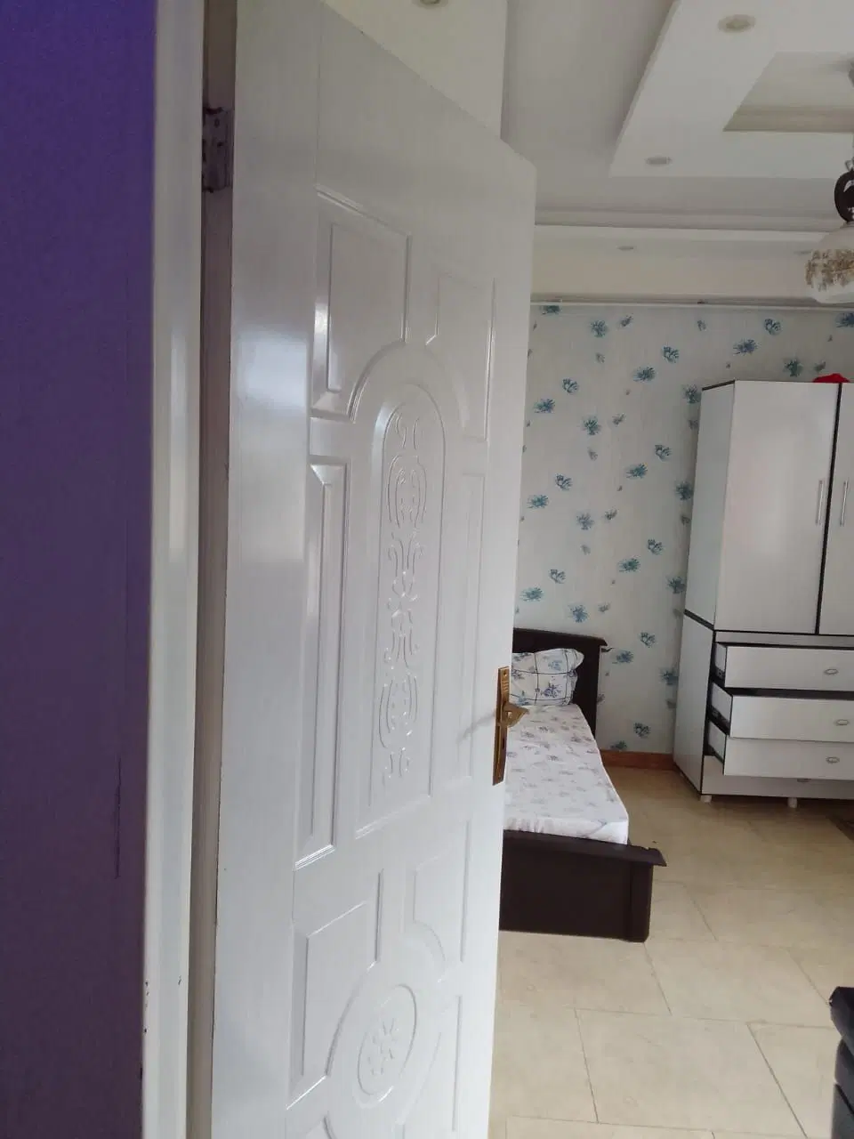 اپارتمان طبقه بالا و پایین باهم