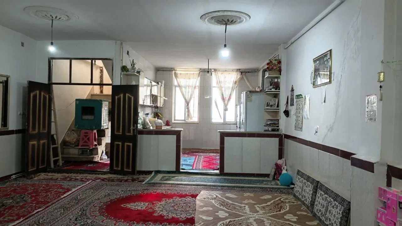 خانه کرناچی۱۵۵متری ماشین رو ویلایی