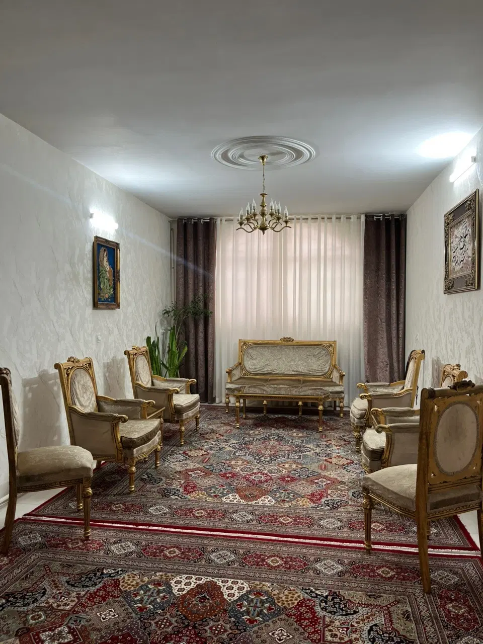 خانه ویلایی ۱۸۶ متری دو خواب