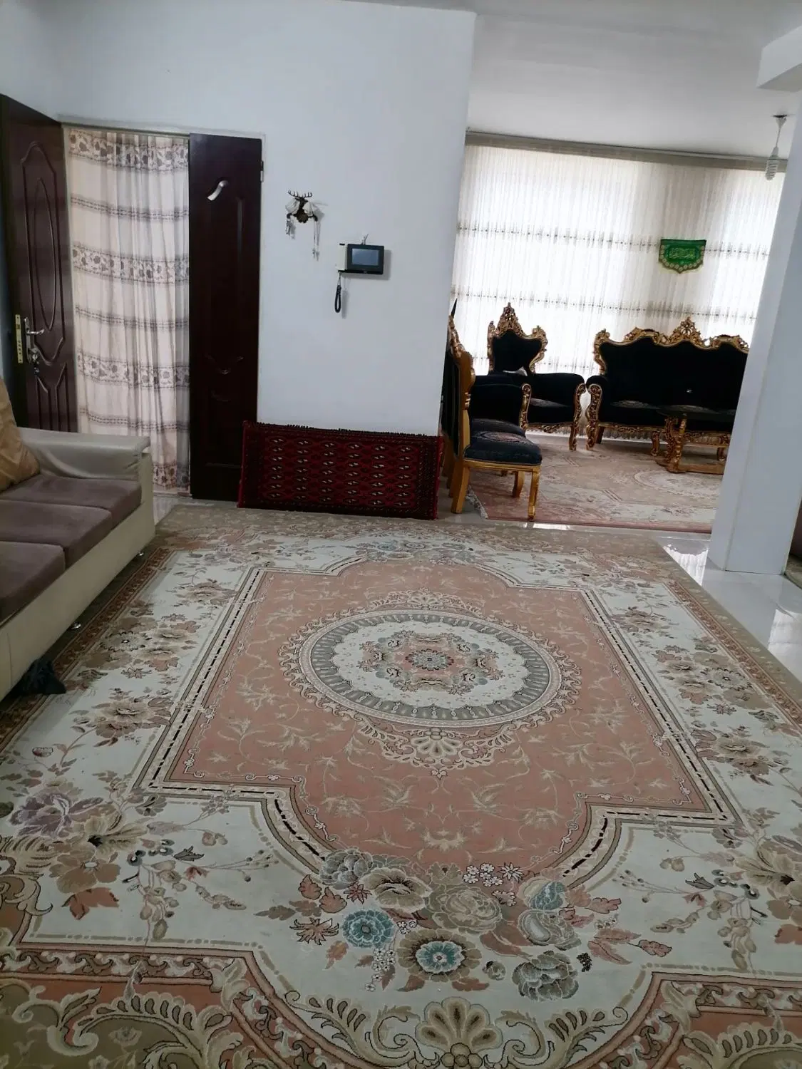 ویلایی دوطبقه با پارکینگ ابوطالب