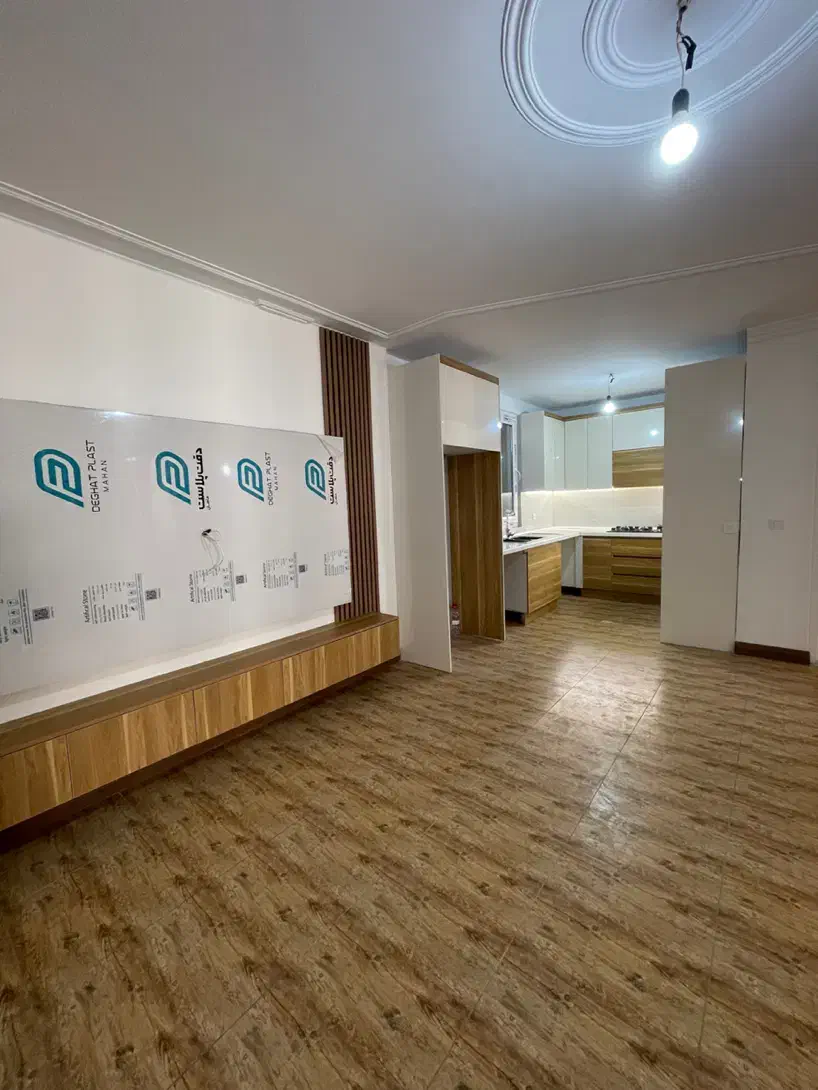 فروش آپارتمان ۹۲ متری بازسازی کامل تهرانپارس غربی