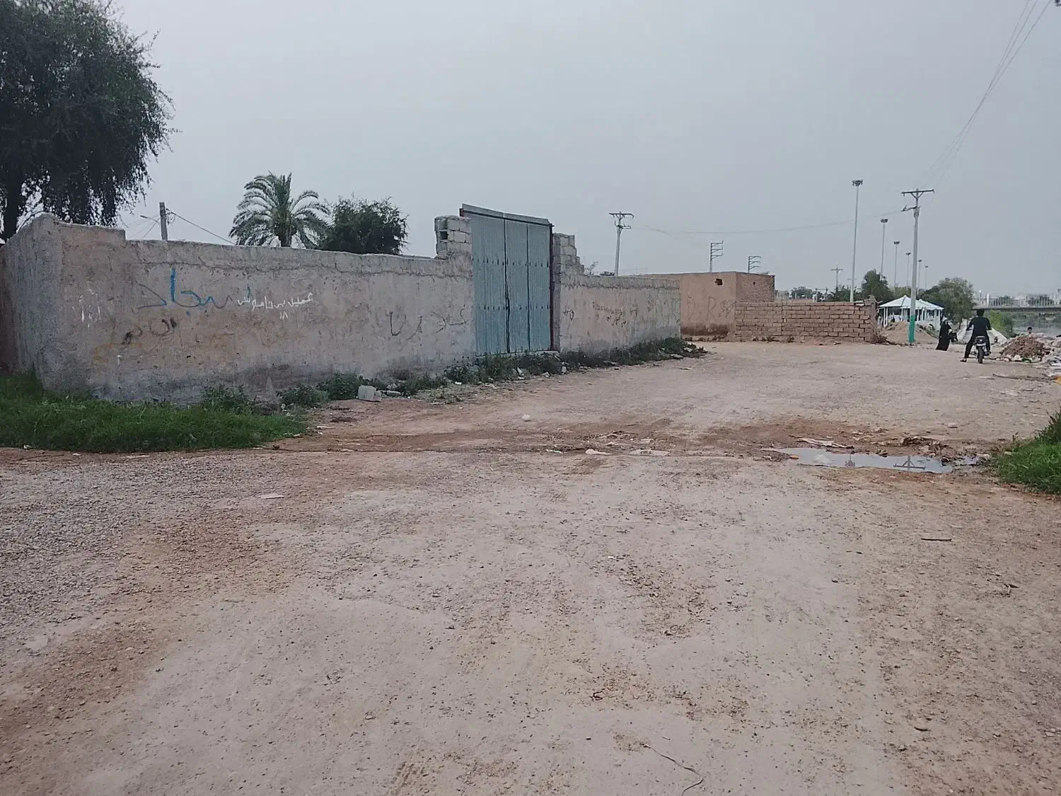 ملک تجاری و مسکونی 440متر