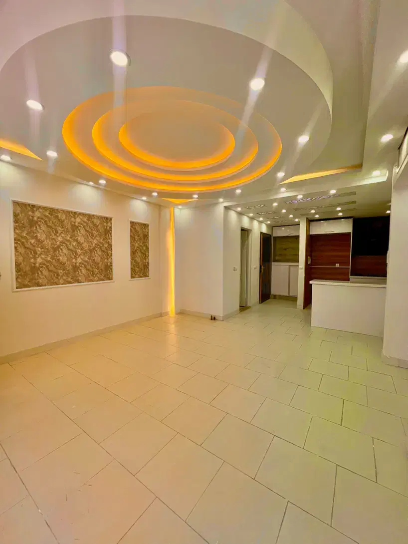 فروش اپارتمان جهت شمال_۱۰۰متر_غرق در نور
