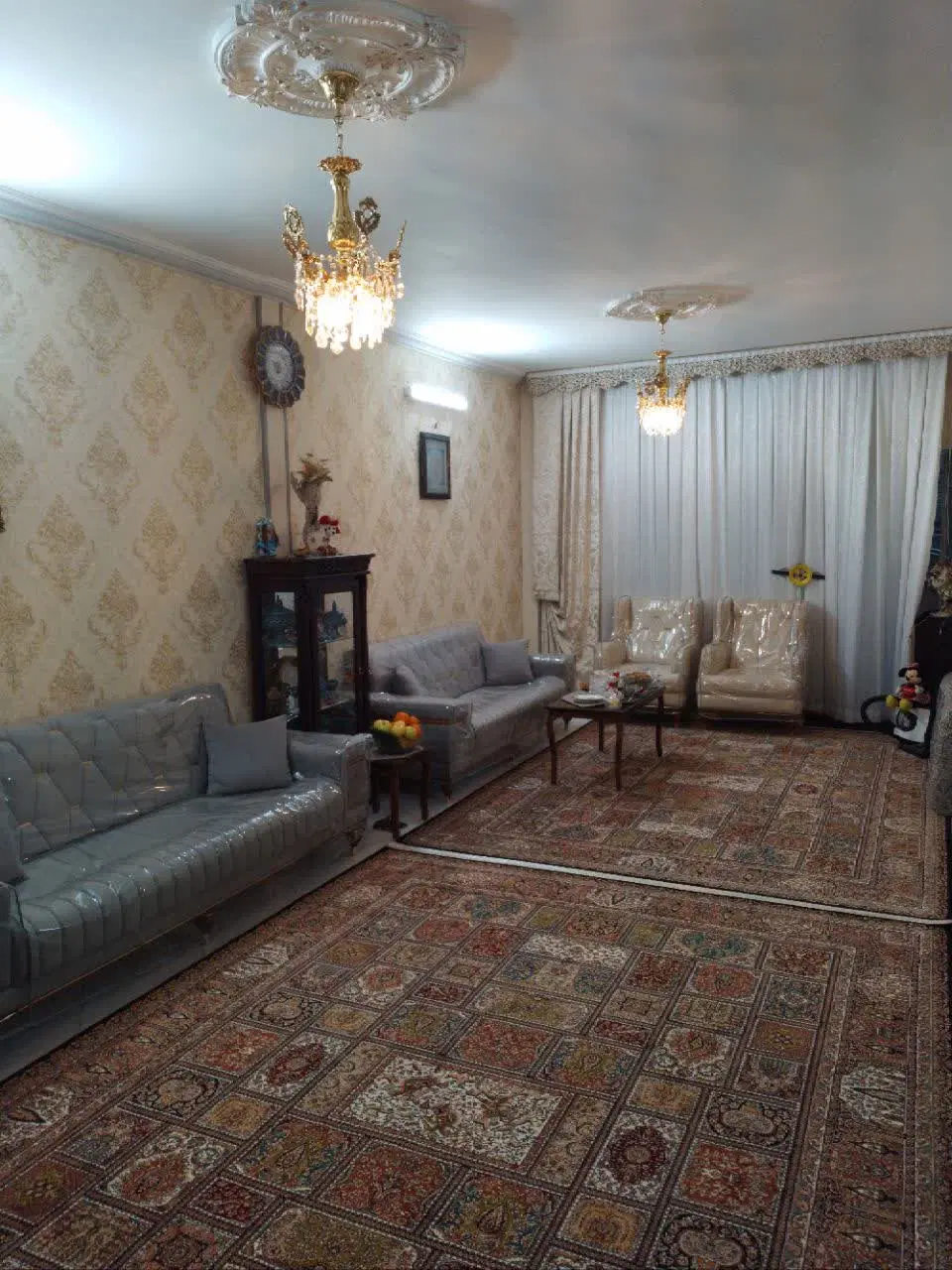 خانه آپارتمانی طبقه اول،تک واحدی