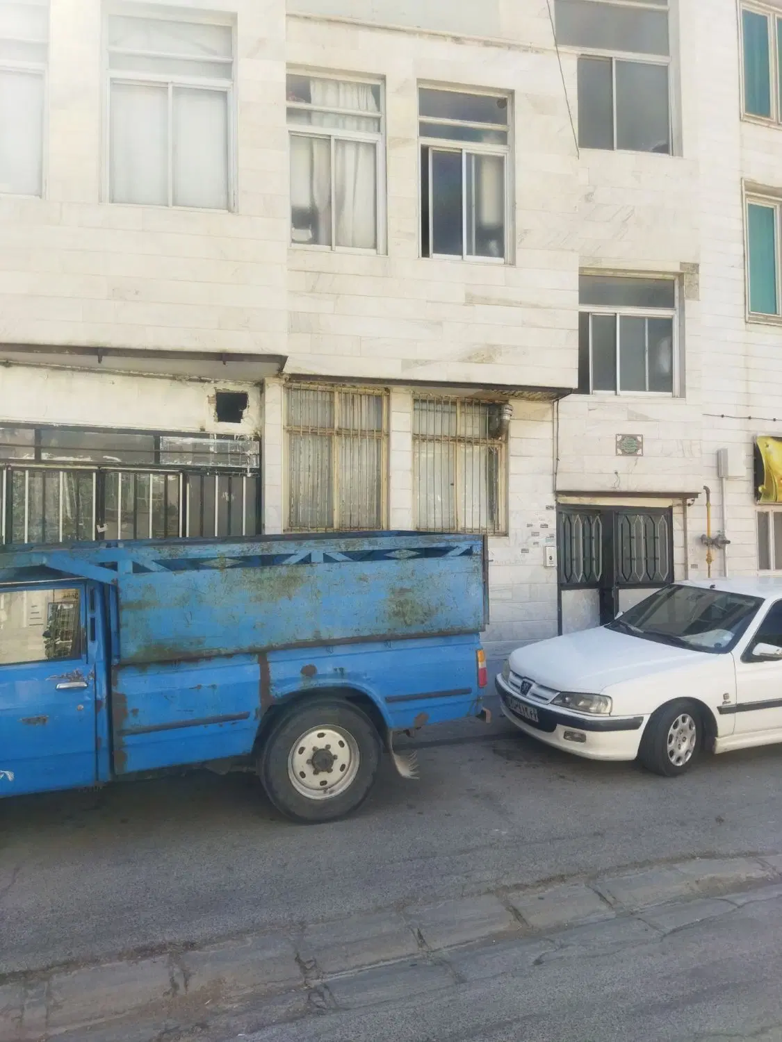 منزل مسکونی ۲۰۰ متری