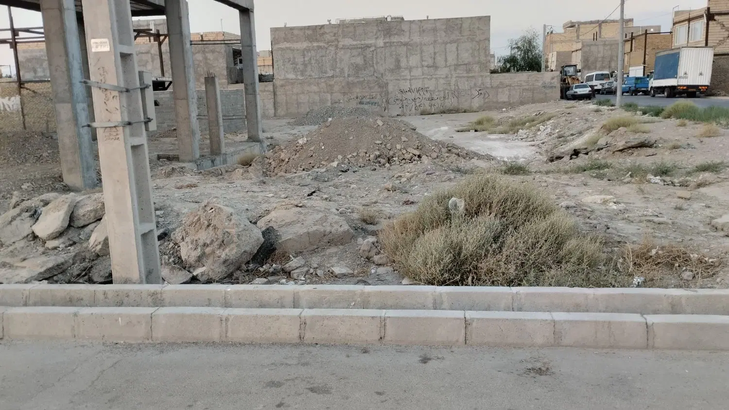 زمین مسکونی