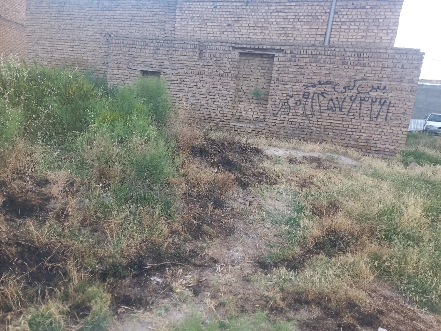زمین ۶۰ متری دو نبش بر خیابان حریم راه آهن
