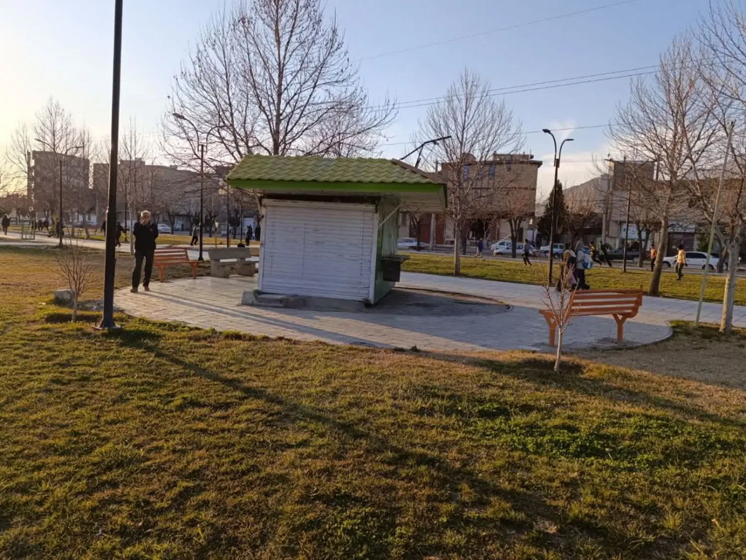 دکه ۱۲ متری