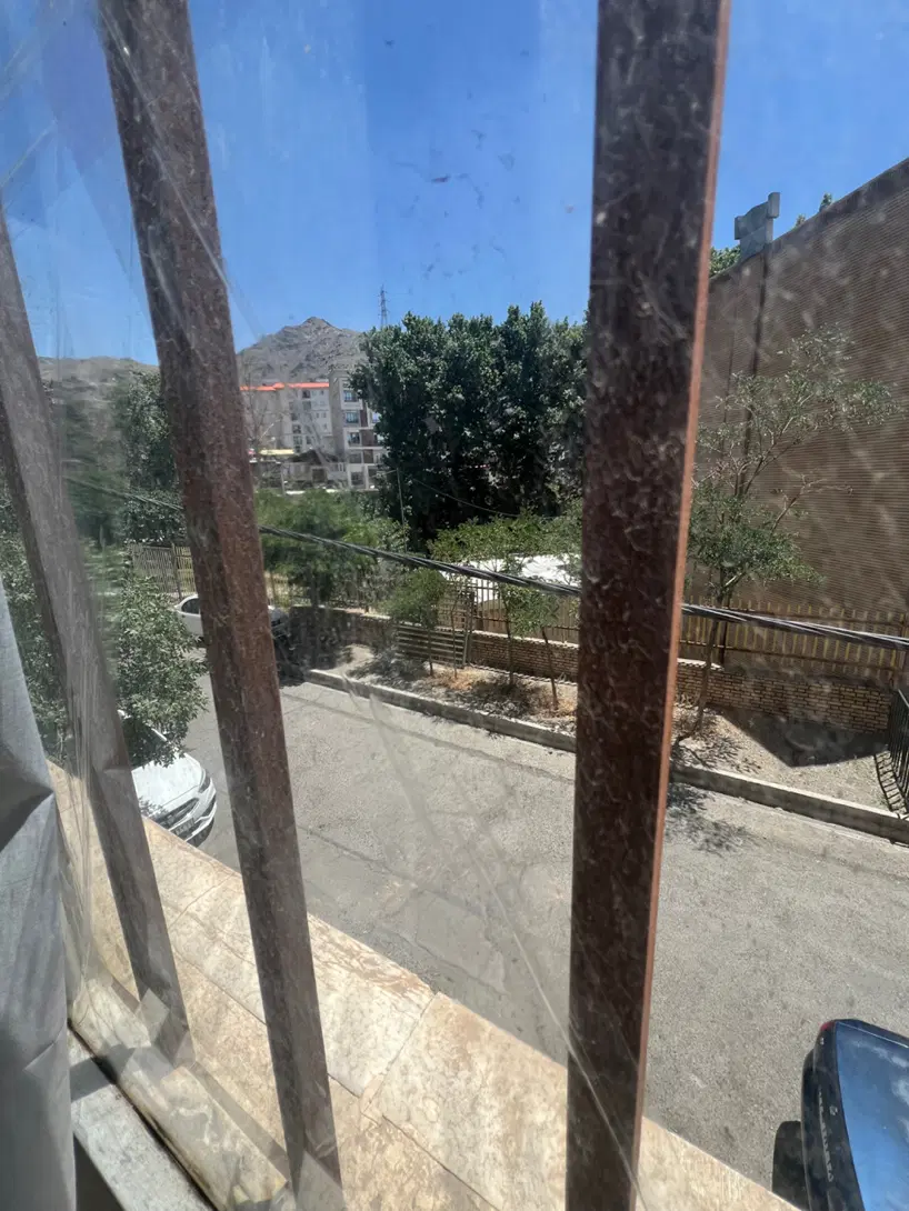 ۸۵متر_فول امکانات_نورگیر