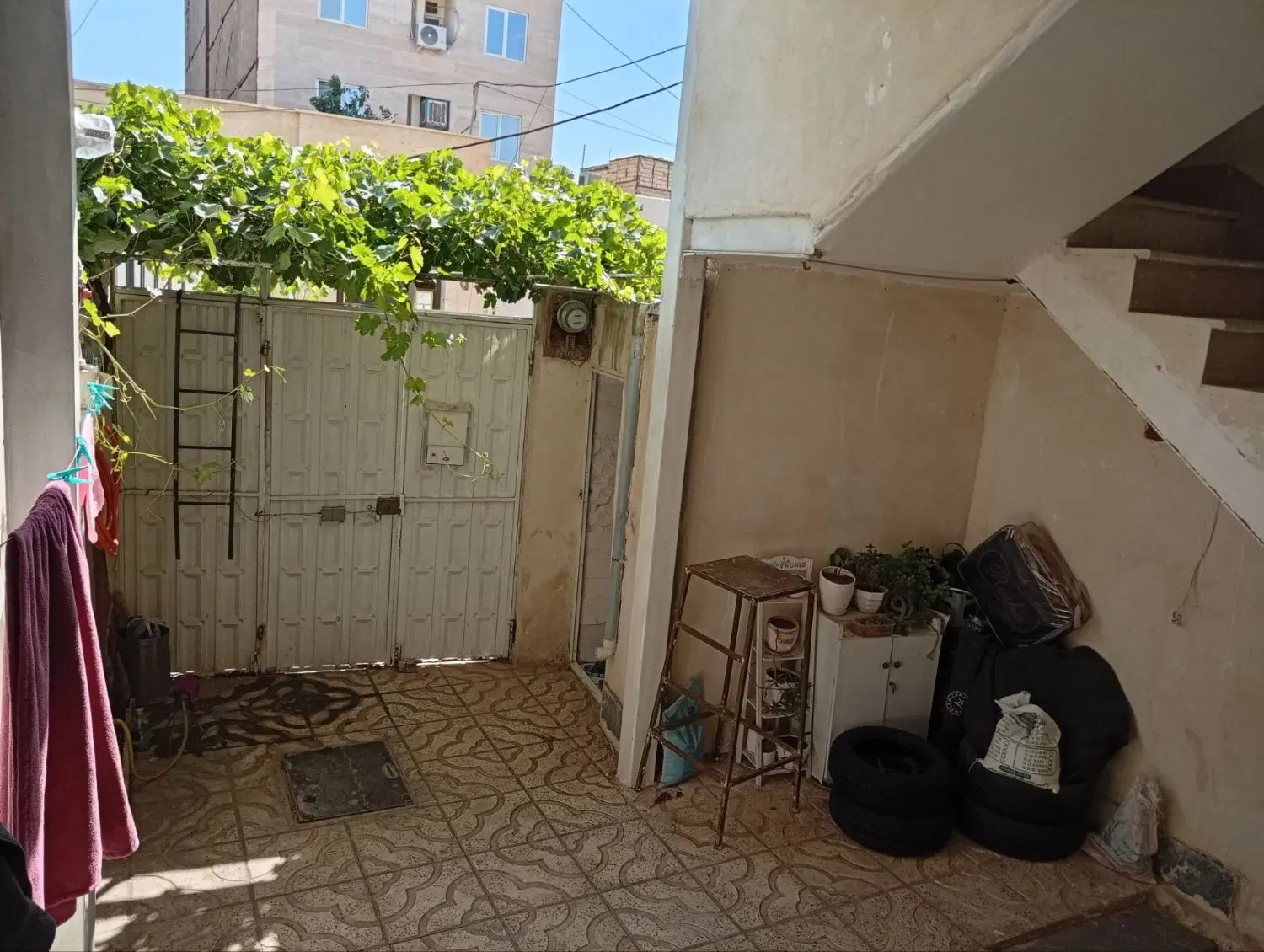 خونه دوطبقه
