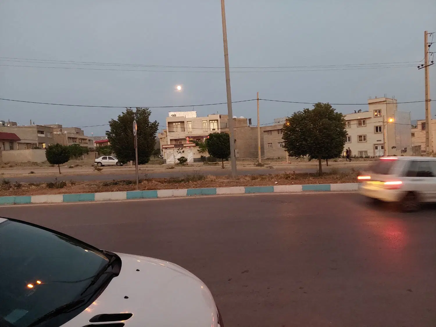 رهن واجاره تجاری وتجاری اداری بربلوار ۳۵متری البرز