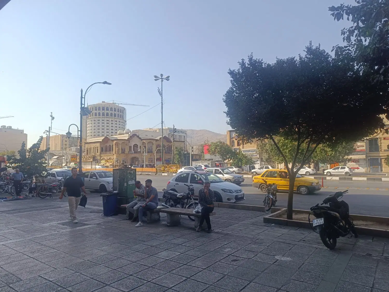 رهن و اجاره خانه ویلایی 2طبقه 320متری