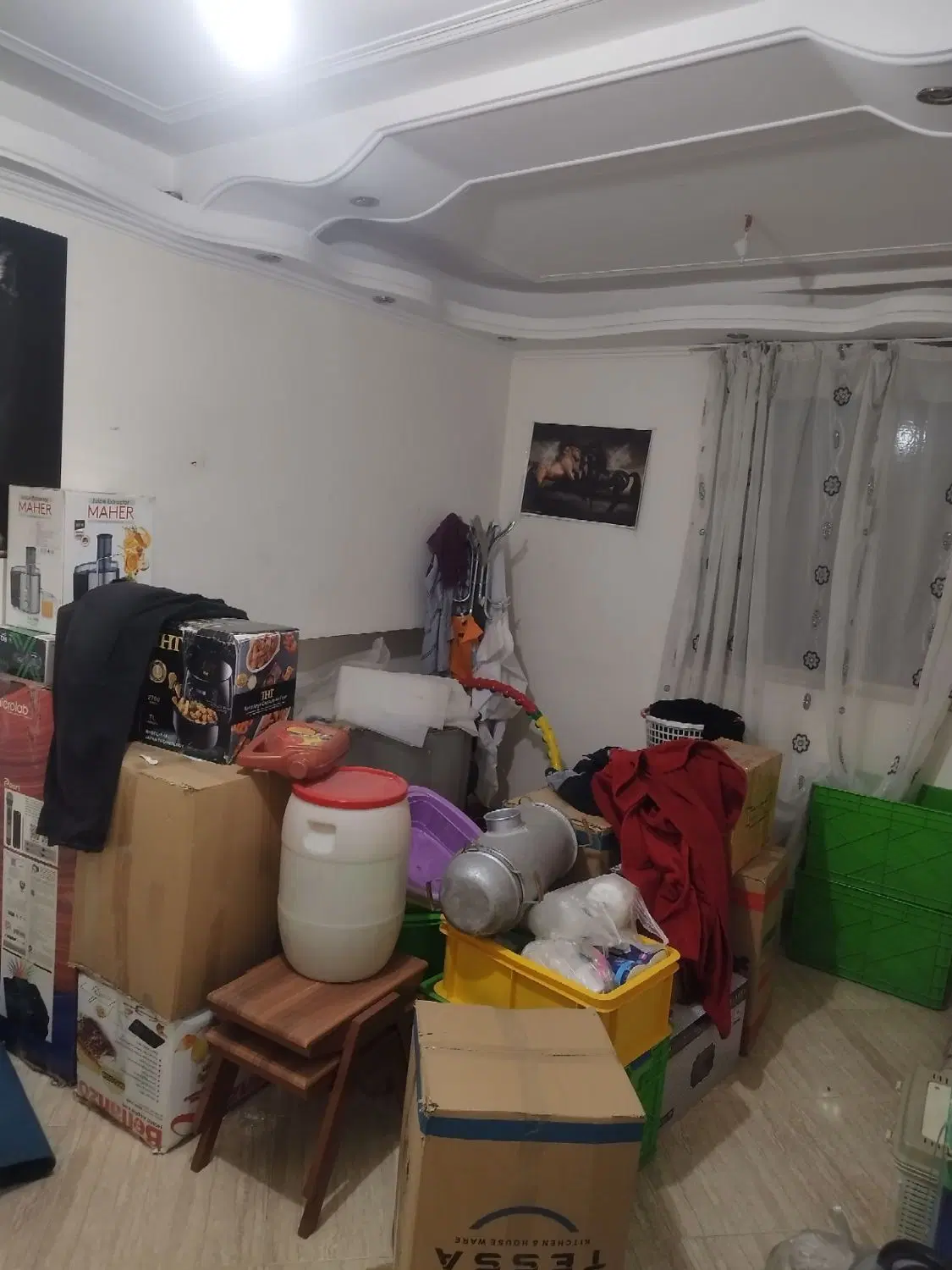 آپارتمان ۹۰متری طبقه اول