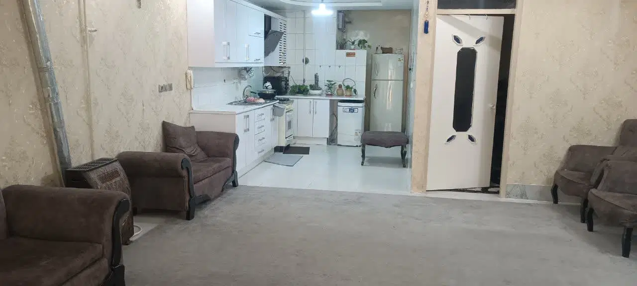 خانه مبله همکف حیاط دار