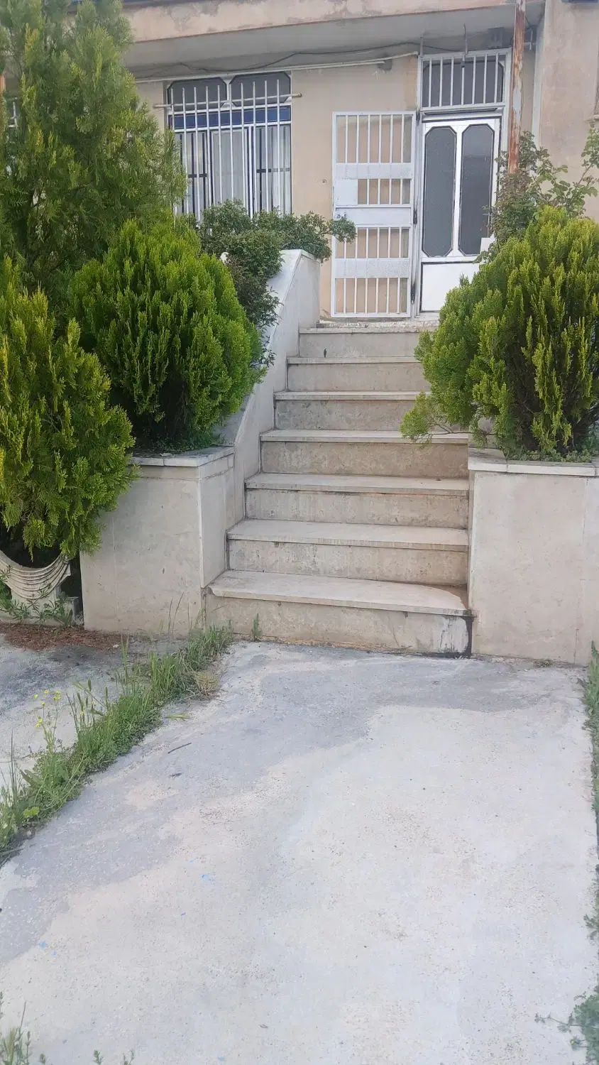 فروش ویلا باغ در منطقه زیبا و ویلا نشین چشمه سهراب