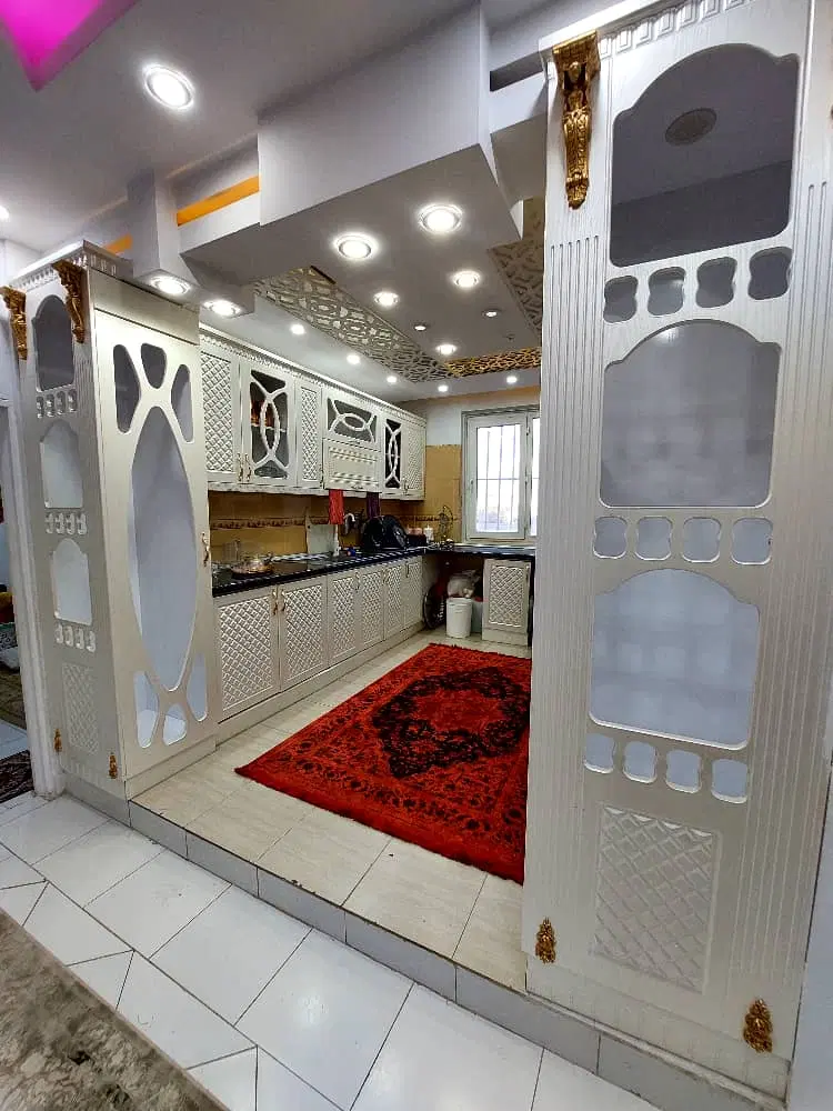 واحد اجاره ای۱۸۰متری فرهنگیان