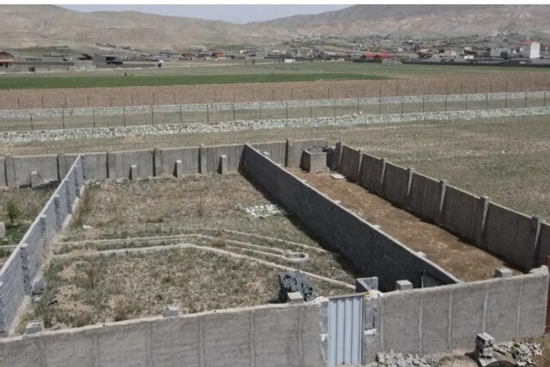 زمین فرزند اوری