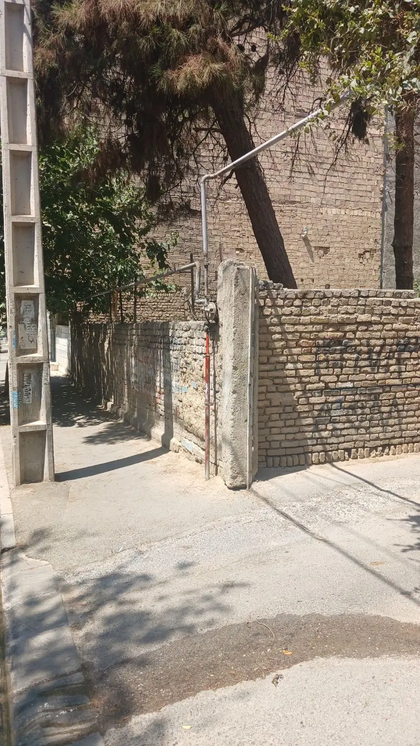 زمین ۵۲۰ متر شخصی ، حصارک بالا