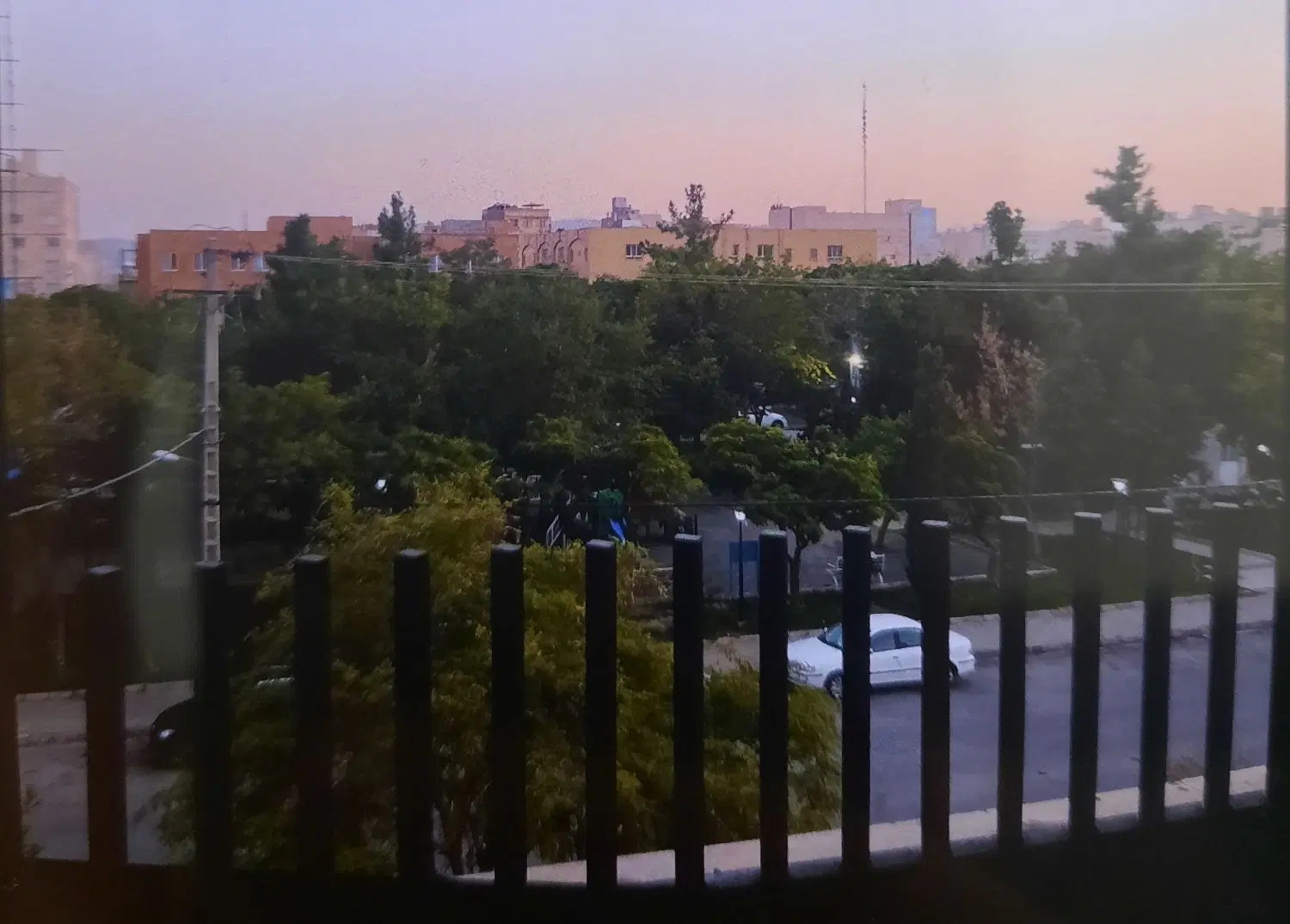 تهاتر دو آپارتمان با ویلایی