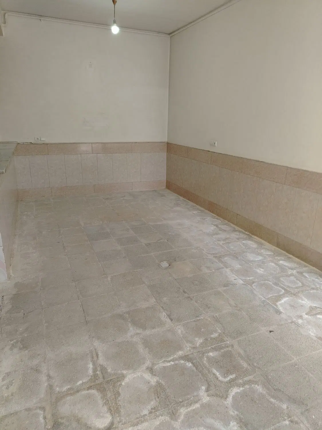منزل پشت قواره دربست قلعه کامکارثامن الائمه