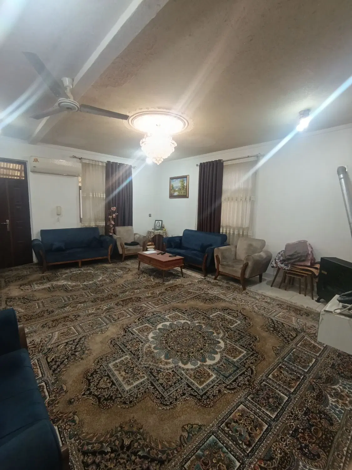 ویلایی تر و تمیز کرسی بلند_ ۵۰ قدمی بلوار