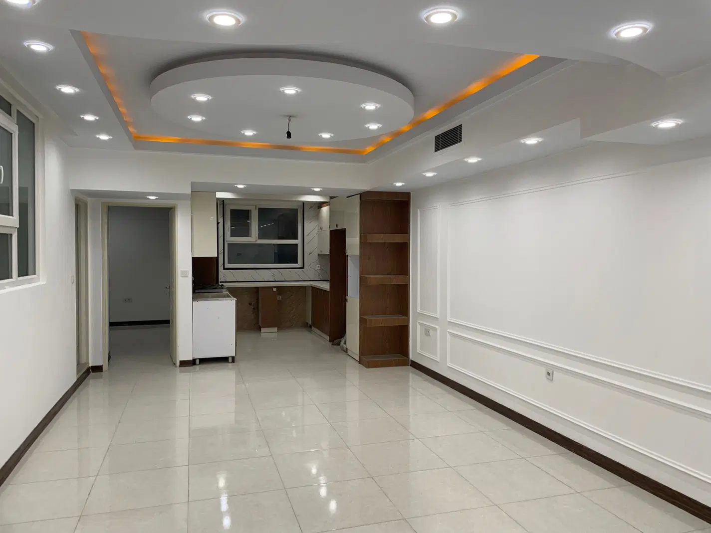 ۸۲ متری_سند دار_فول امکانات_شقایق ۲