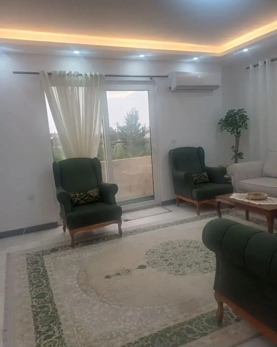 طبقه ی اول تک واحد دوپارکینگه