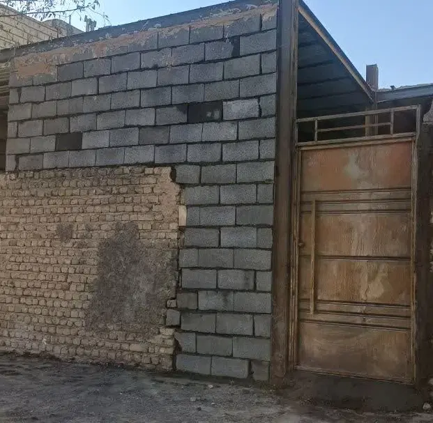 خانه سفت کاری حاجی آباد