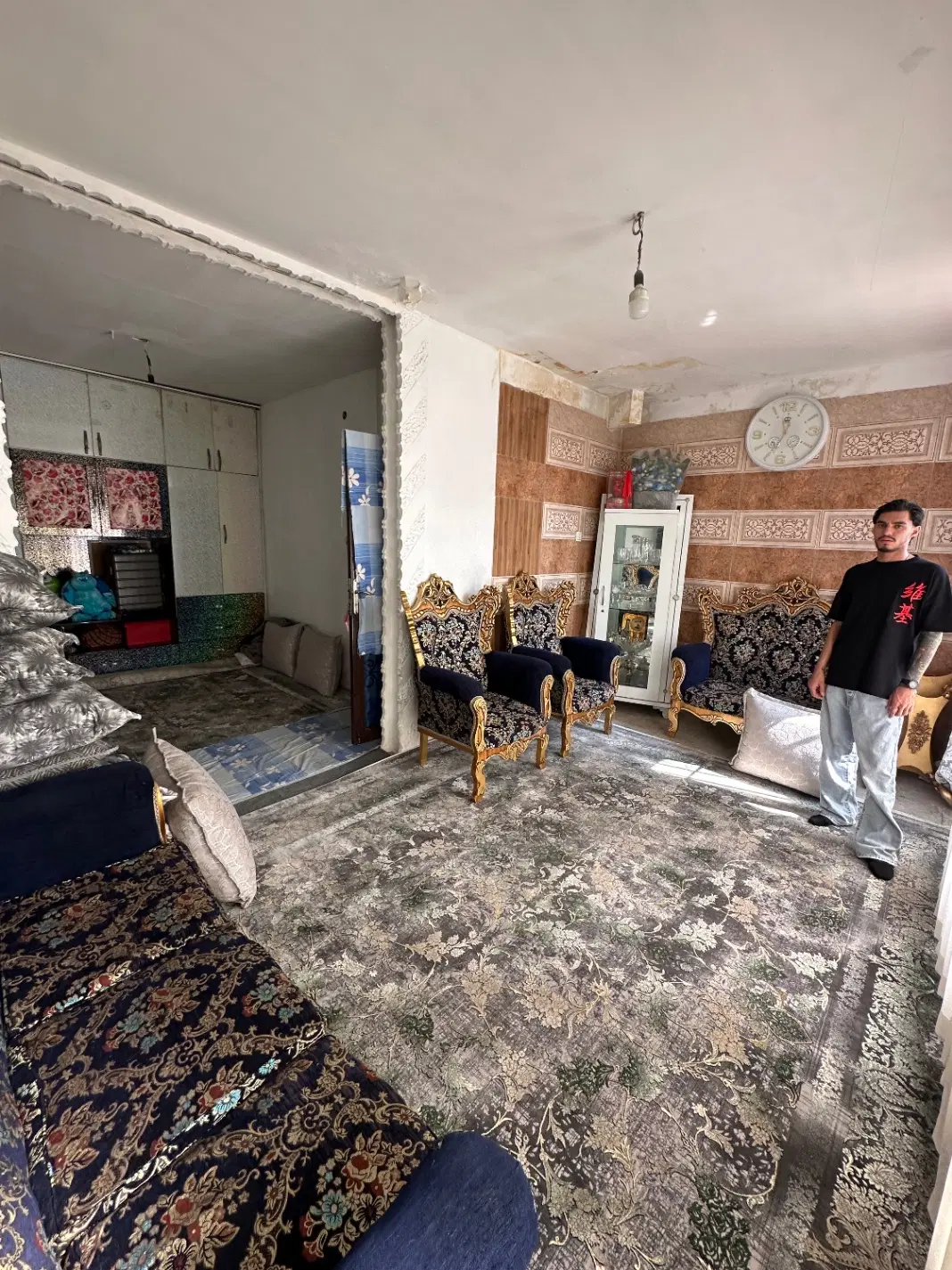 ۴ طبقه کلنگی مناسب تولیدی محله مولوی نزدیک بازار