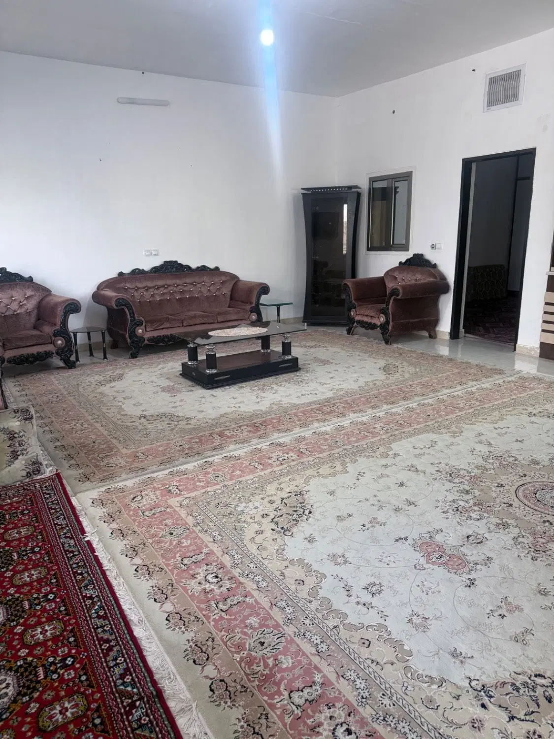 ویلا باغ استخر دار  دو خواب مبله