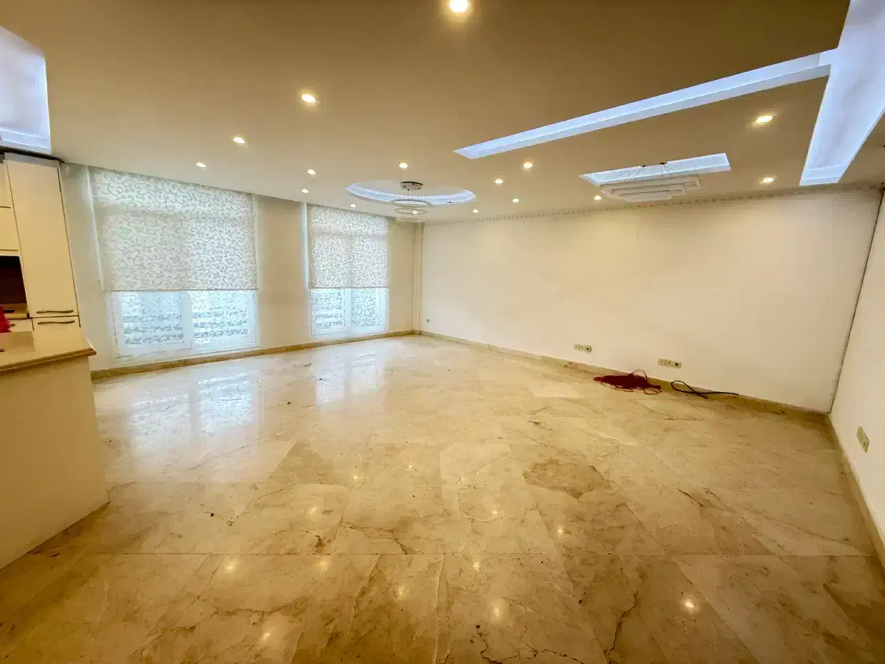 ۱۰۳ متری_بازسازی شده_۲ خواب_ غرق نور