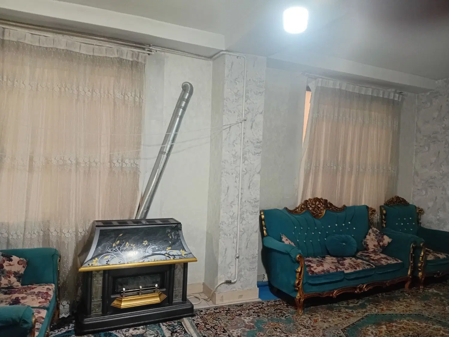 فروشگاه مسکونی